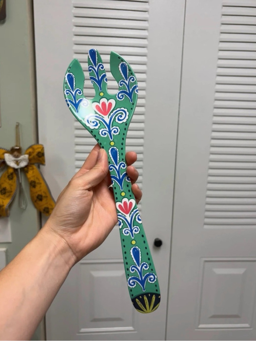Decorative Green paisley Serving Fork - Green plastic